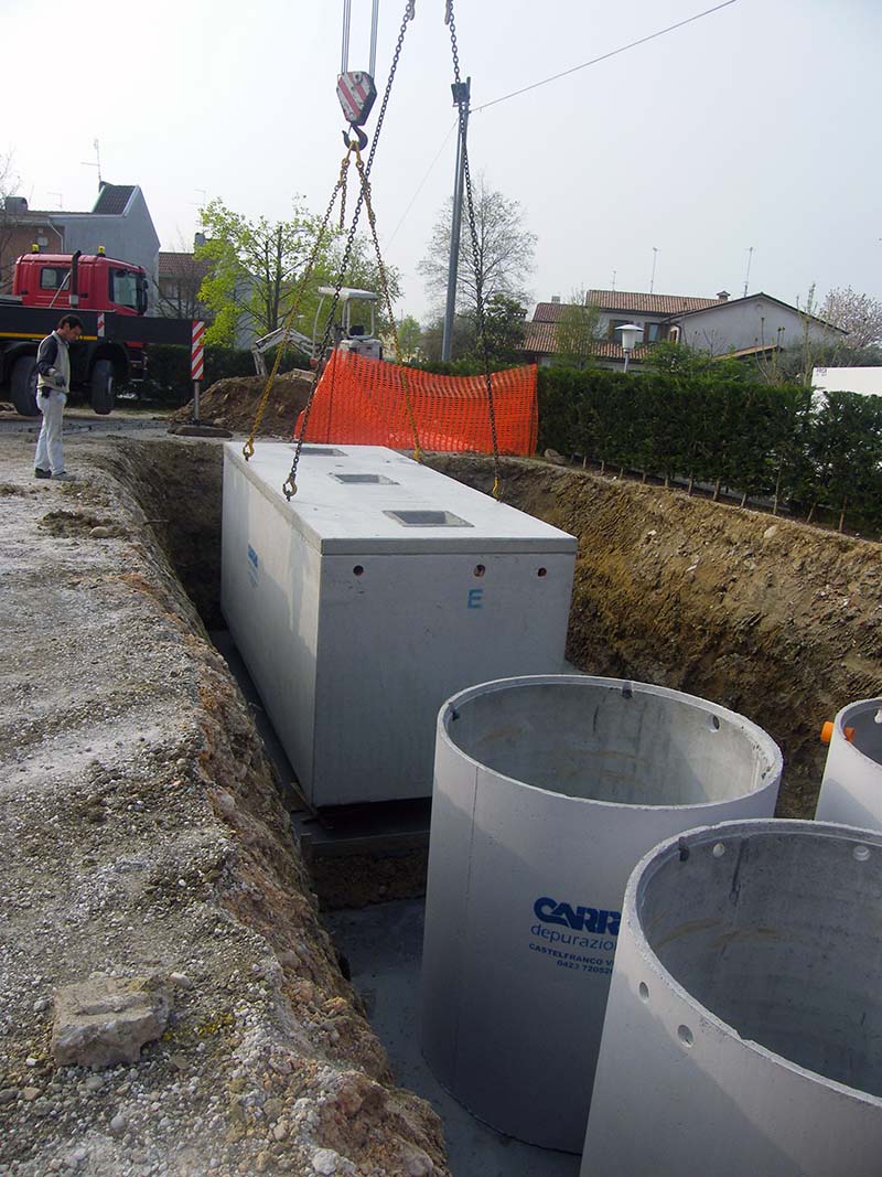 OXITANK - SBR Trattamento secondario di scarichi civili secondo il processo a fanghi attivi ad ossidazione estesa